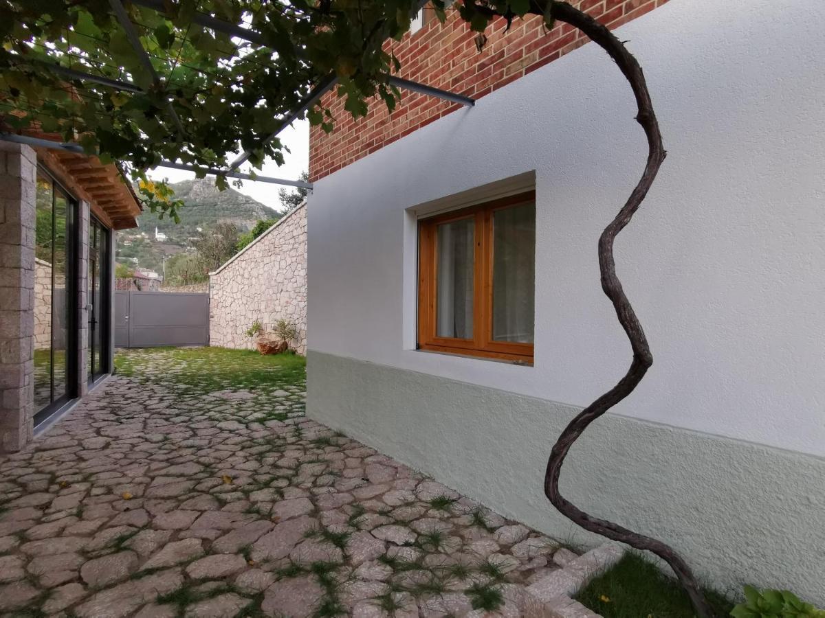 Vila Rira - Rrajce, Shebenik Perrenjas Exteriör bild