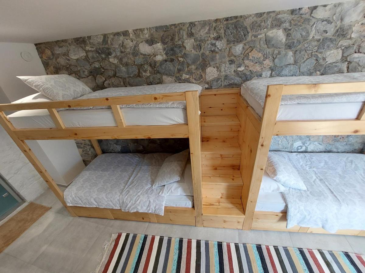 Vila Rira - Rrajce, Shebenik Perrenjas Exteriör bild